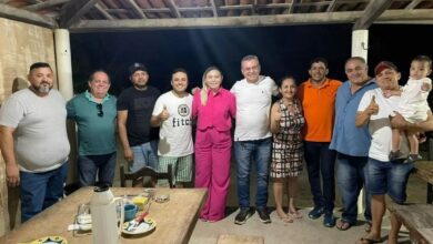 Oposição de Grossos reunida na casa de Alexande - Foto: divulgação