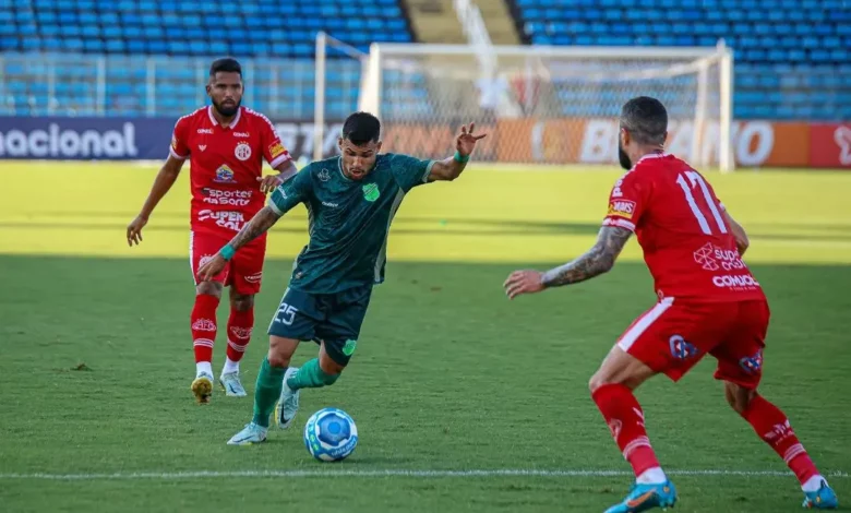 América é rebaixado após derrota para o Floresta. Foto: Ronaldo Oliveira / Floresta EC